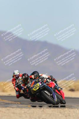 media/Mar-22-2025-CVMA (Sat) [[462c0ffedb]]/Race 13-Amateur Supersport Middleweight/